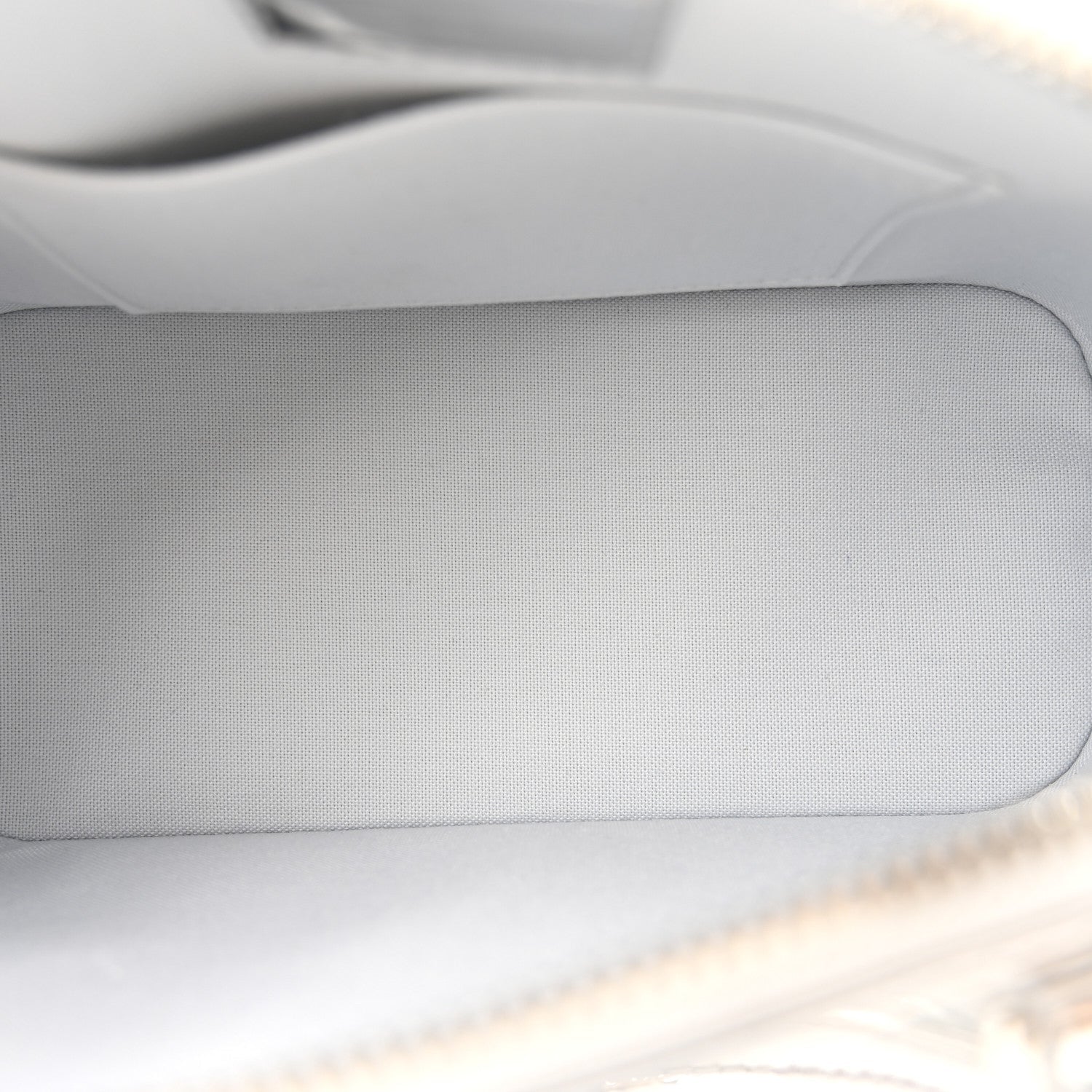 PRE-LOVED Louis Vuitton Miroir Alma BB