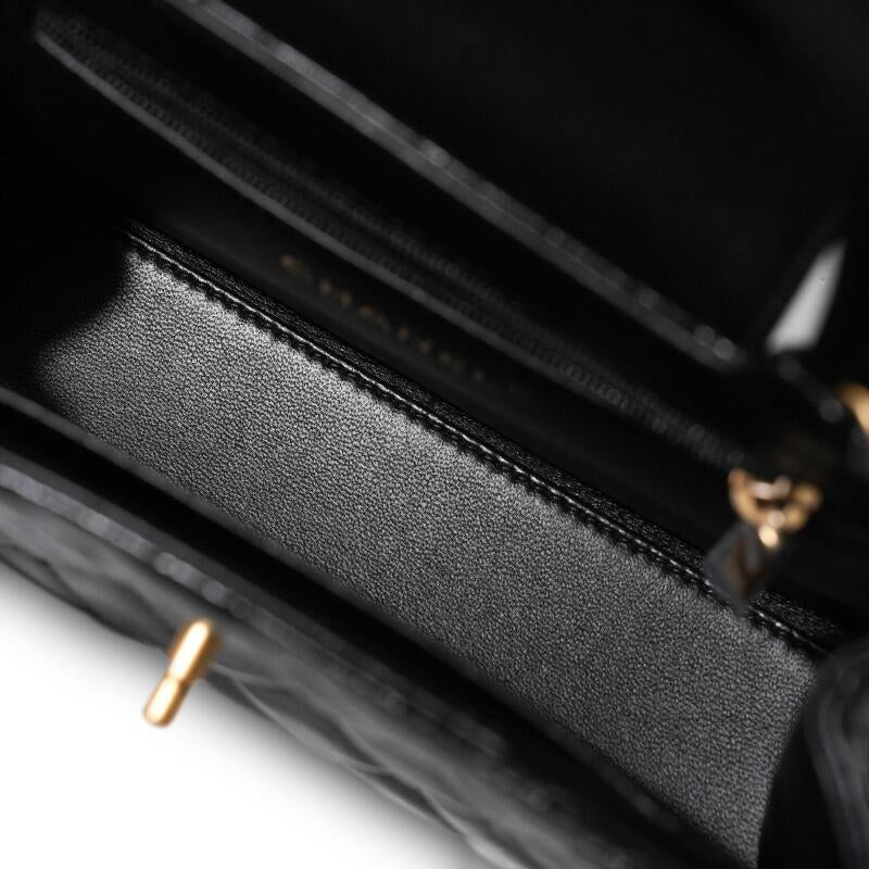 PRE-LOVED CHANEL Lambskin Mini Kelly