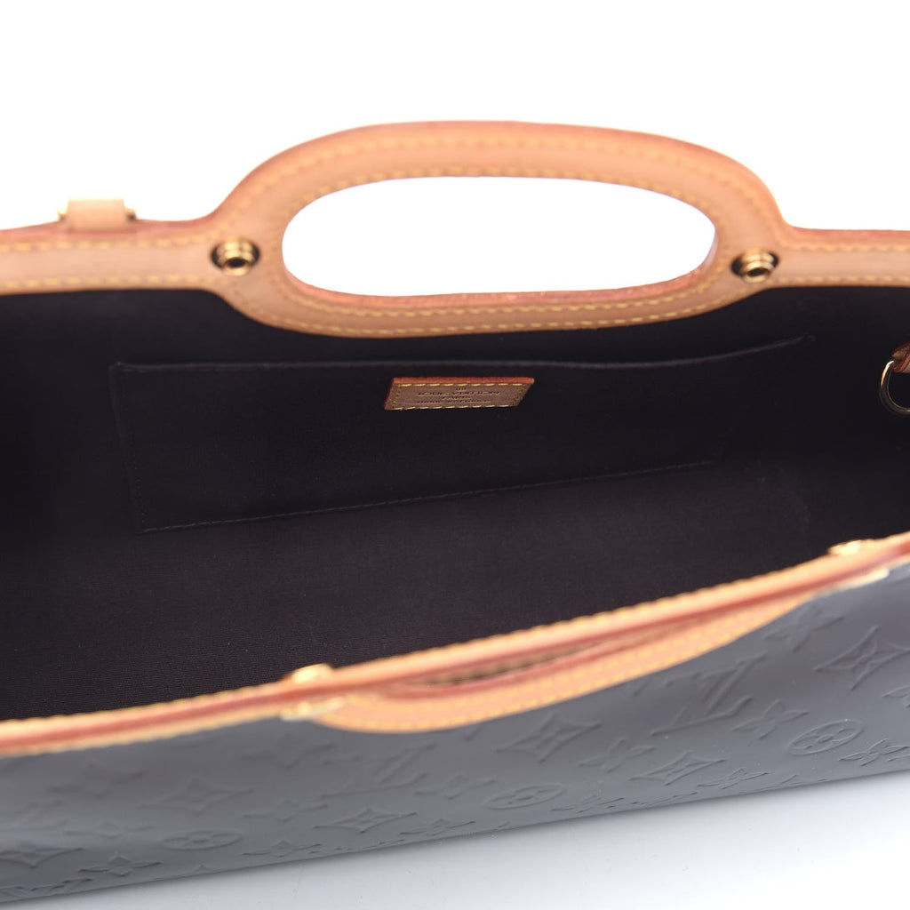 PRE-LOVED Louis Vuitton Vernis Roxbury Drive bag